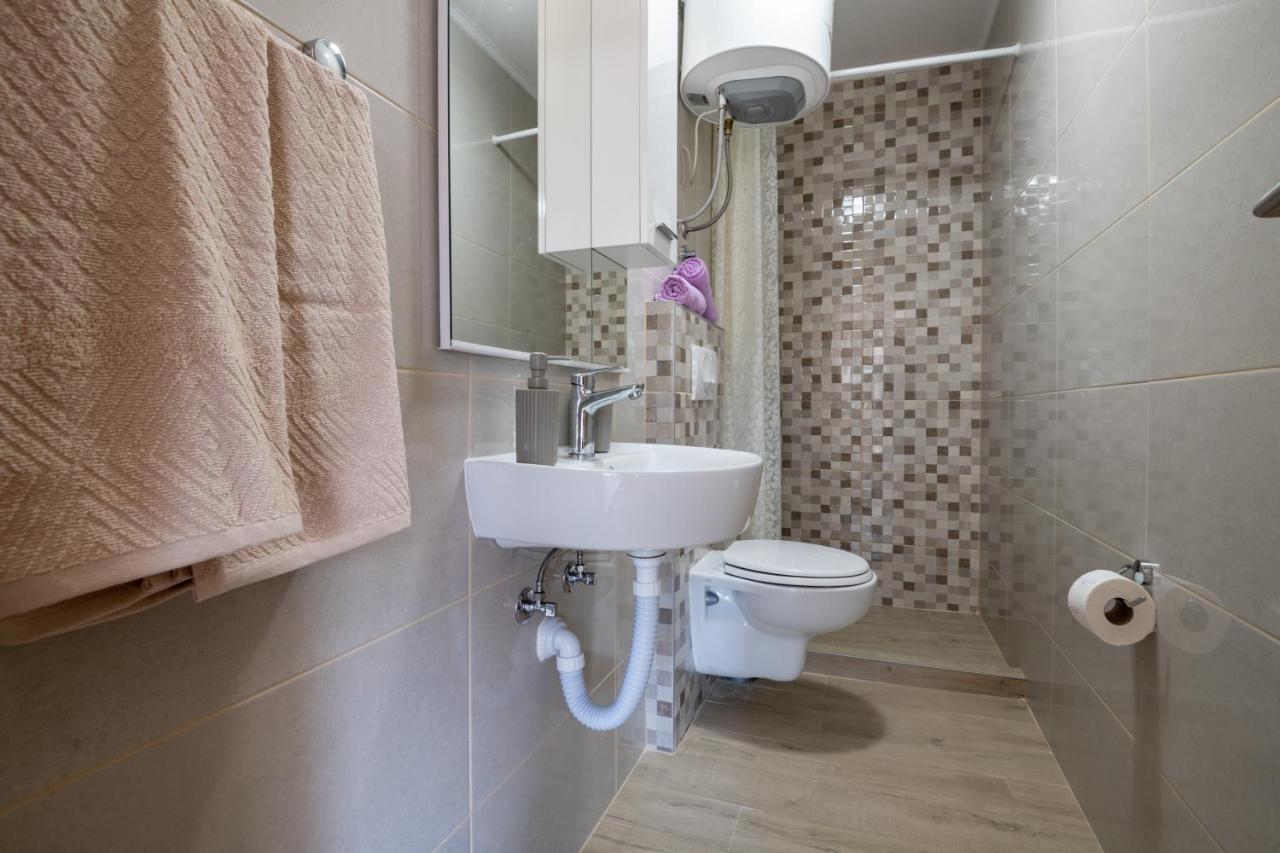 Apartmani Frane نيوم المظهر الخارجي الصورة