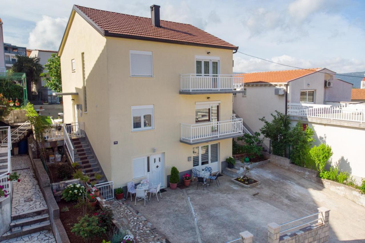 Apartmani Frane نيوم المظهر الخارجي الصورة
