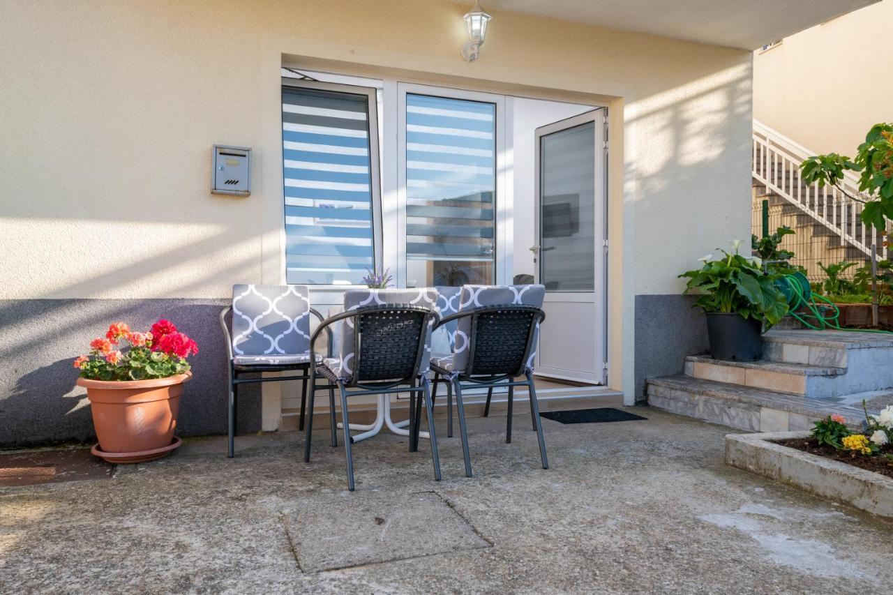 Apartmani Frane نيوم المظهر الخارجي الصورة